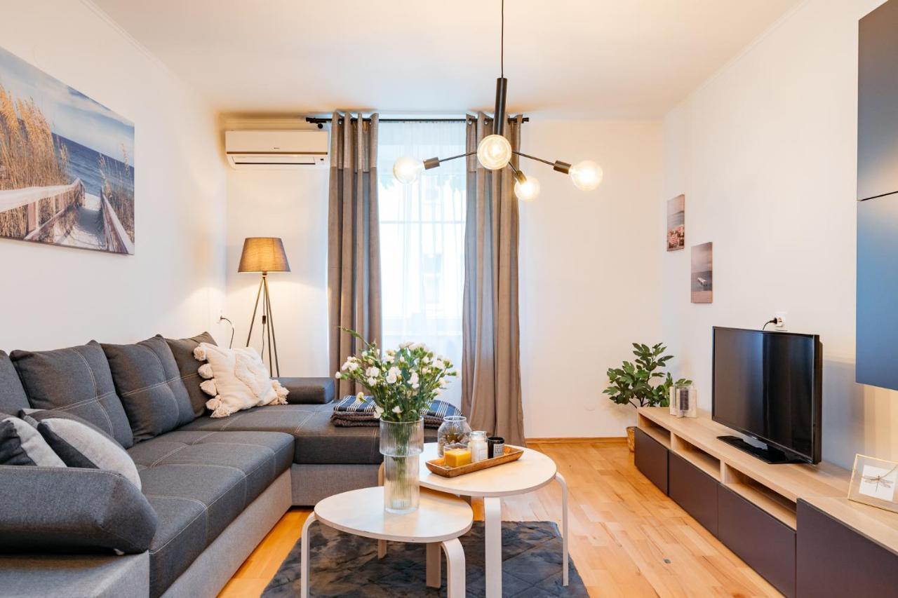 Cosy Apartment - Loftaffair Краків Екстер'єр фото